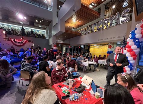 Brian Stelter on Twitter: "Tonight I hosted the election night watch ...