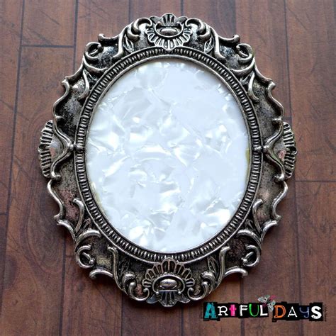 Stunning Oval Ornate Aged Silver Metal Frame