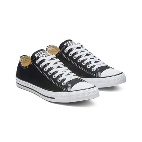 Converse Chuck Taylor All Star Classic Shoes, Women's Fashion, Footwear ...