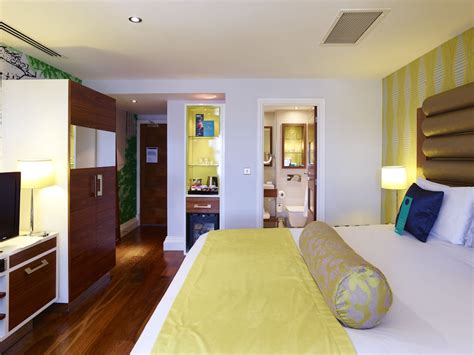 Hotel Indigo Edinburgh, an IHG Hotel | Classic Vacations