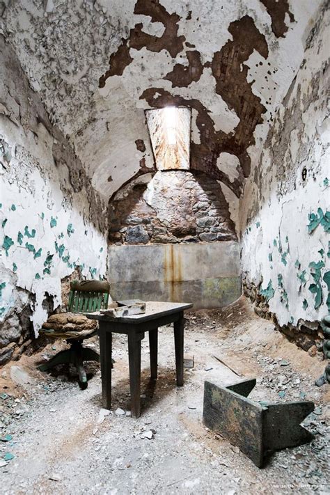 A Virtual Tour of Spooky Eastern State Penitentiary