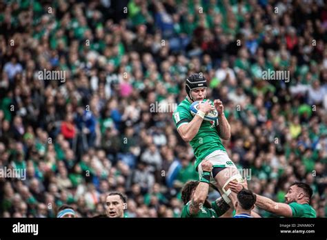 Rome, Italy. 25 Feb 2023. Ireland winning the line out. Italy vs ...