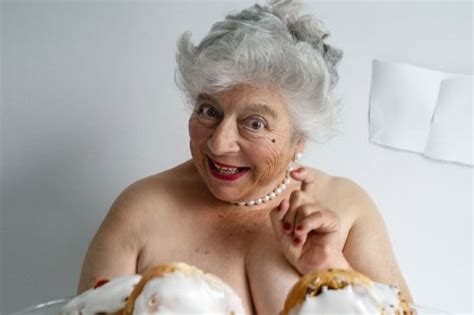 'Harry Potter' Star Miriam Margolyes, 82, Poses Nude for British Vogue’s Pride Issue: 'I Can’t ...