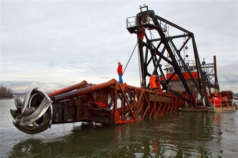 TriloBoat Talk: Accessorizing Your Barge/Scow