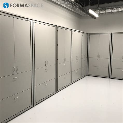 Closed Storage Cabinets | Formaspace