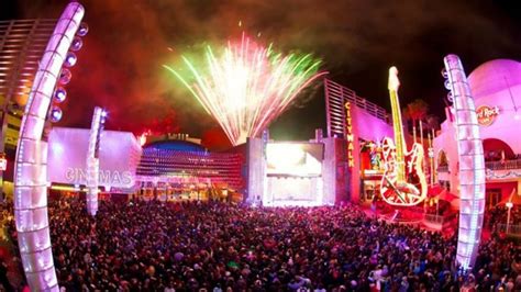 2017 NYE at Universal Studios CityWalk, Orlando FL - Dec 31, 2016 - 8:00 PM