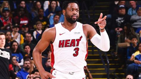 NBA 2K24: Best Dwyane WADE Build - MGW