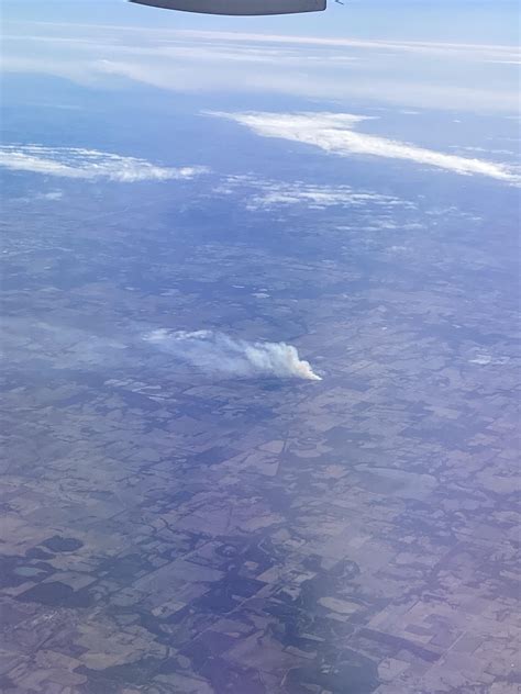 What a fire on the ground looks like from around 35,000 feet in the air | Scrolller