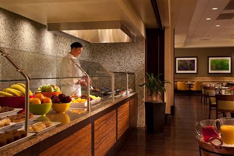 San Francisco Marriott Marquis | Breakfast bar, Grilles, Restaurant