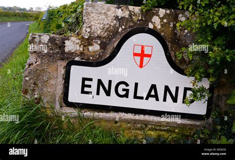 Scotland england border sign hi-res stock photography and images - Alamy