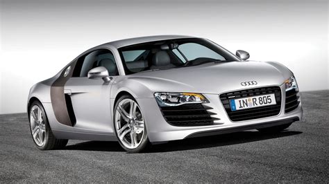 Audi R8 Quattro Reviews - Audi R8 Quattro Car Reviews