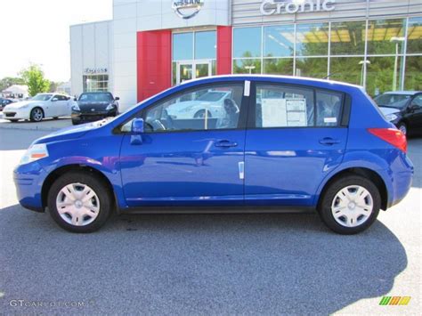 2011 Metallic Blue Nissan Versa 1.8 S Hatchback #48663526 Photo #2 ...