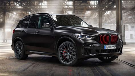 เปิดตัว 2022 BMW X5 Black Vermilion รุ่นพิเศษเพียง 350 คัน