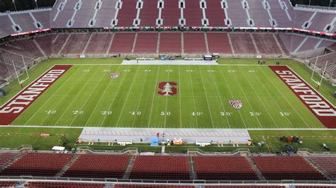 At least the seats are red: Why is Stanford Stadium often empty? - The Stanford Daily