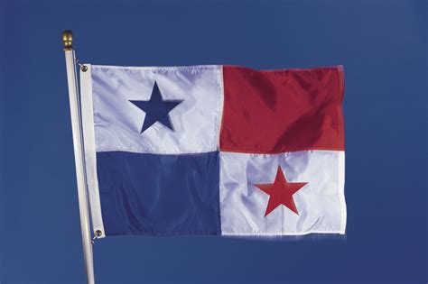 Panama's Flag in Nature Free Photo Download | FreeImages