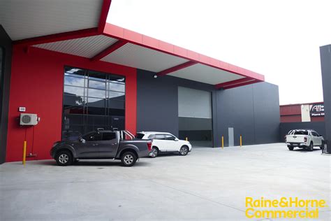 Factory, Warehouse & Industrial Property Leased in Smeaton Grange NSW ...