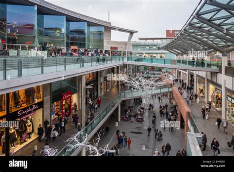 Liverpool One shopping centre mall in Liverpool Stock Photo - Alamy