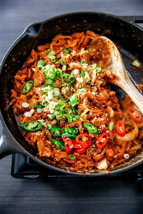 Spicy Pork Bulgogi Rice Bowl - My Korean Kitchen