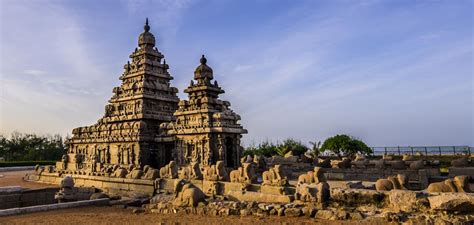 Explore The Magnificence of Dravidian Temple Architecture - Abirpothi