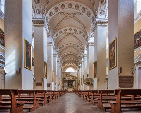 Interior of Vilnius Cathedral Editorial Stock Image - Image of ...