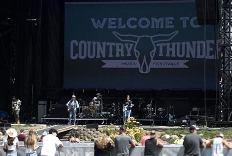 Crowds surge Friday at Country Thunder Wisconsin musical festival