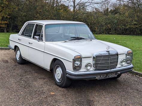 1973 MERCEDES W114 250 AUTO SALOON | Sat 27th & Sun 28th January ...