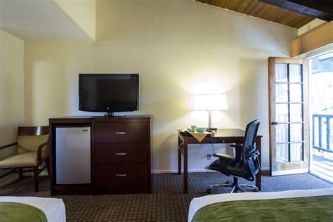 Best Western Plus Carpinteria Inn Carpinteria | Bookonline.com