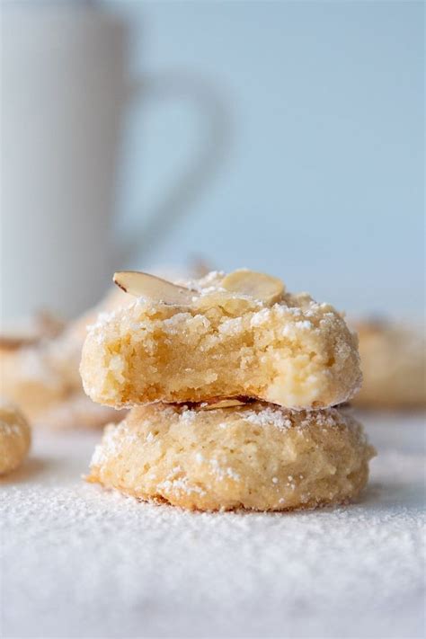 Italian Almond Macaroons | Recipe | Almond meal cookies, Macaroon recipes, Almond recipes