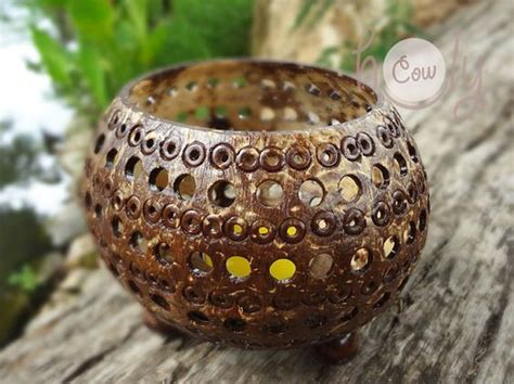 Beautiful Handmade Coconut Shell Candle Holders by HolyCowproducts | Cabaças, Vasos, Porongo