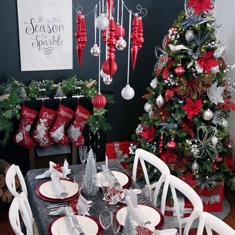 Christmas in July Ideas: Beyond the Table - The Christmas Cart Blog