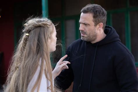 Hollyoaks shock as Ella 'confirms' mystery dad's identity | Soaps | Metro News