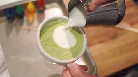 MATCHA LATTE ART! - YouTube