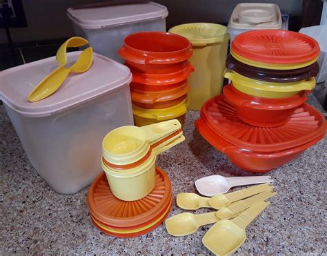 Vintage Tupperware | Living Life Retired (LLR)