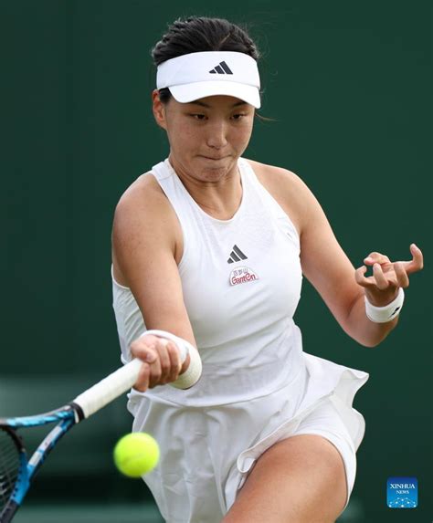 Wang Xinyu eases into second round at Wimbledon - China.org.cn