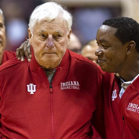 Bob Knight Returns to Indiana's Assembly Hall for 1st Time Since 2000 Firing | Bob knight, Bobby ...