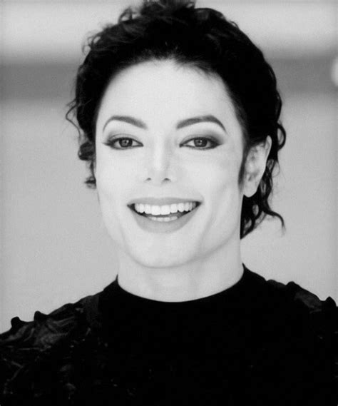 The most beautiful smile in the world Michael Jackson the King of Pop