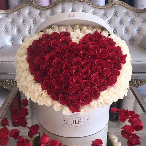 Signature Heart 300 Rose Box - JLF Los Angeles Flowers Bouquet Gift ...