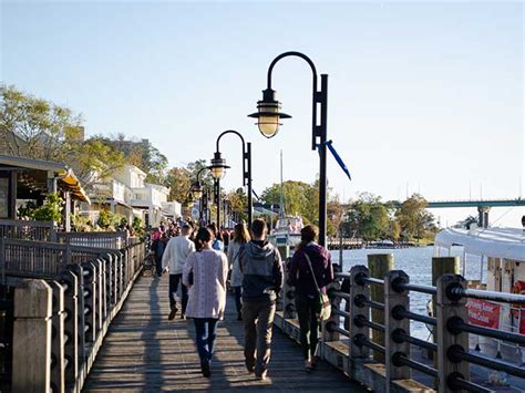 13 Family-Friendly Activities in Wilmington NC | Beaches, Museums, Food!