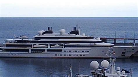 408 ft Katara Yacht (Emir of Qatar) port of Monaco - YouTube