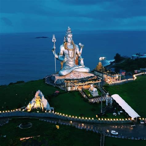 El templo Murdeshwar es famoso por la segunda estatua de Shiva más alta del mundo. #bangalore # ...