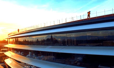 Fosters and Partners’ masterpiece New Apple Park in Cupertino - The ...