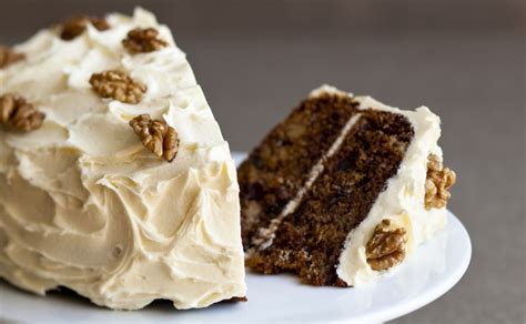 Recipe: Old-fashioned date and walnut cake | Daily Mail Online