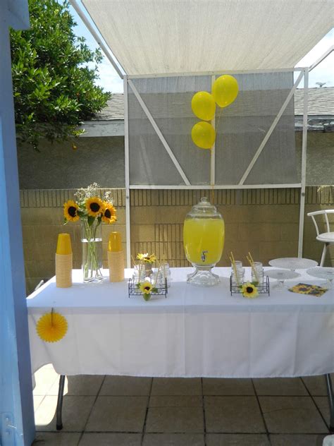 Sunflower Birthday Party Ideas | Photo 14 of 34 | Catch My Party