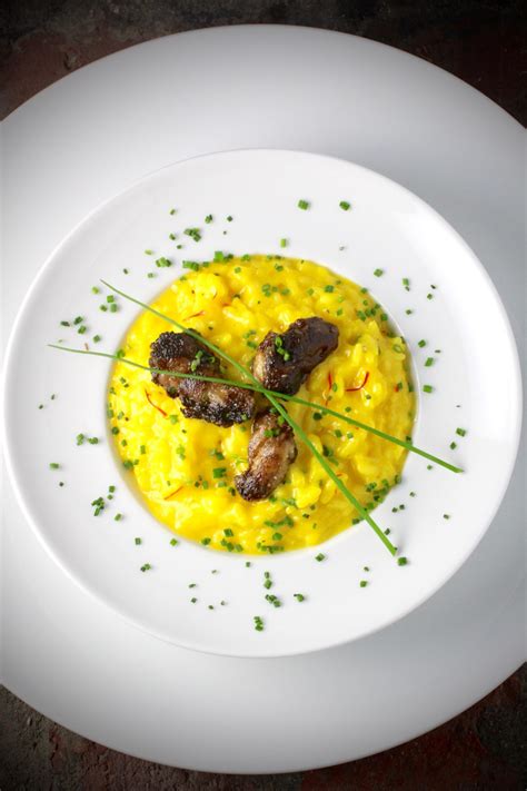 Risotto Milanese (saffron and bone marrow) - Taste With The Eyes