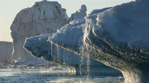 Towering ice arches in the Arctic are melting, putting 'Last Ice Area' at risk of vanishing ...