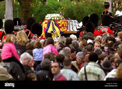 Queen MOther funeral Stock Photo - Alamy