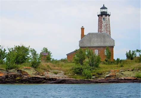 Lake Superior Lighthouses - Lake Superior Circle Tour