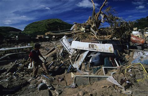 Parking buried under mud, Tegicigalpa city destroyed by Hurrican ...