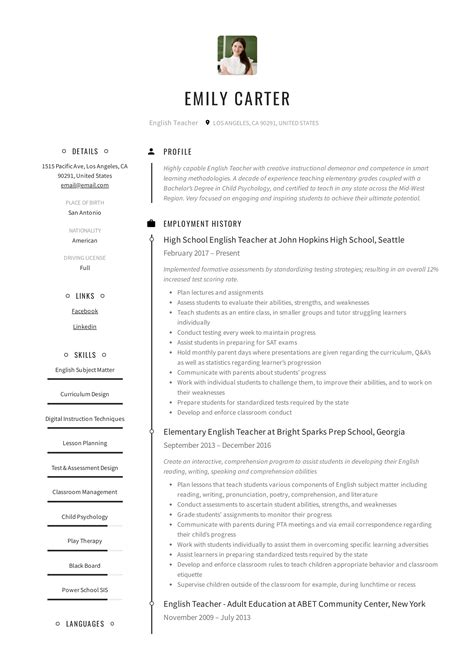 English Teacher Resume Sample & Writing Guide | Resumeviking.com