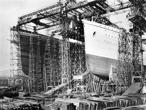 File:Olympic Titanic Belfast.jpg - Wikipedia